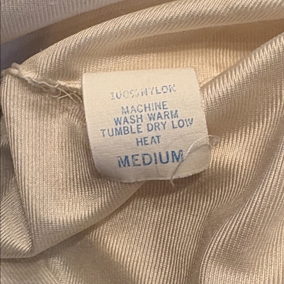 Two Vintage Lace Cream Trim Half Slips - Formfit Rogers & Undercover Wear - Picture 14 of 16